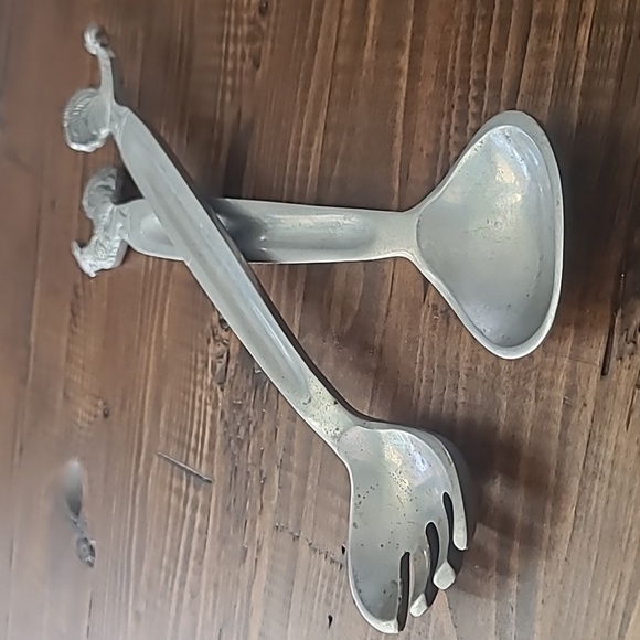 Pewter Silver Rooster Handle Salad Servers - Picture 5 of 7
